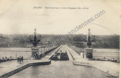 Carte postale ancienne Pont-Canal sur la Loire — Briare (Loiret)