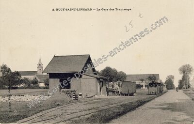 Carte postale ancienne La Gare des Tramways — Bucy-Saint-Liphard (Loiret)