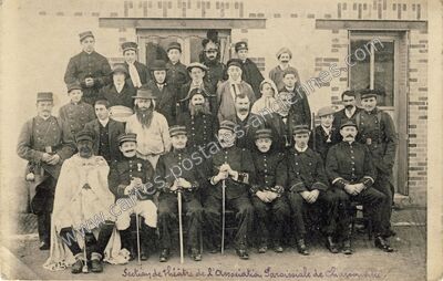 Carte postale ancienne Section de théâtre de l'Association paroissiale — Charsonville (Loiret)