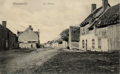 Carte postale ancienne Le Bourg — Charsonville (Loiret)