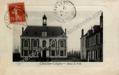 Carte postale ancienne Hôtel de Ville — Châtillon-Coligny (Loiret)