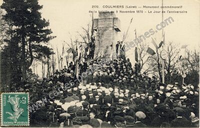 Carte postale ancienne Monument commémoratif de la bataille du 9 Novembre 1870 - Le Jour de l'anniversaire — Coulmiers (Loiret)