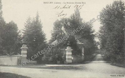 Carte postale ancienne La Brulerie (Entrée Est) — Douchy (Loiret)