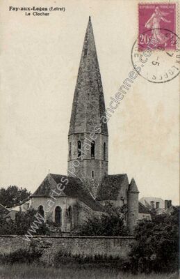 Carte postale ancienne Le Clocher — Fay-aux-Loges (Loiret)