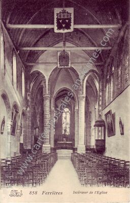 Carte postale ancienne Intérieur de l'Eglise — Ferrieres (Loiret)
