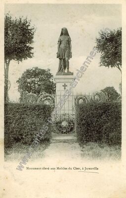Carte postale ancienne Monument élevé aux Mobiles du Cher — Juranville (Loiret)
