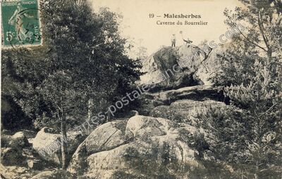 Carte postale ancienne Caverne du Bourrelier — Malesherbes (Loiret)