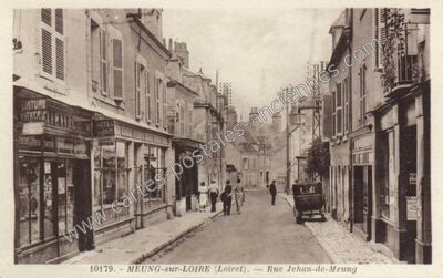 Carte postale ancienne Rue Jehan-de-Meung — Meung-sur-Loire (Loiret)