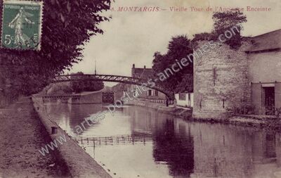 Carte postale ancienne Vieille Tour de l'Ancienne Enceinte — Montargis (Loiret)