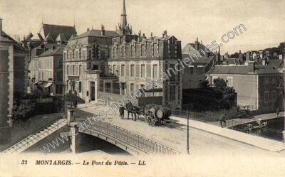 Carte postale ancienne Le Pont du Pâtis — Montargis (Loiret)