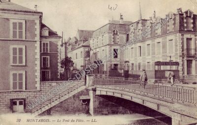 Carte postale ancienne Le Pont du Pâtis — Montargis (Loiret)