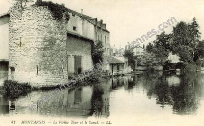 Carte postale ancienne La Vieille Tour et le Canal — Montargis (Loiret)