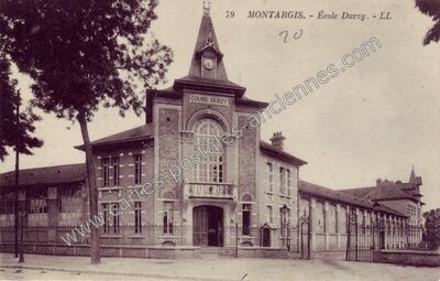 Carte postale ancienne École Durzy — Montargis (Loiret)