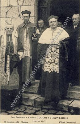 Carte postale ancienne Son Éminence le Cardinal TOUCHET — Montargis (Loiret)