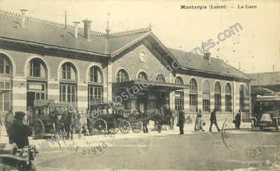 Carte postale ancienne La Gare — Montargis (Loiret)