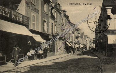 Carte postale ancienne Rue Dorée — Montargis (Loiret)