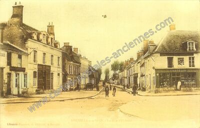 Carte postale ancienne La Rue d'Orléans — Neuville-aux-Bois (Loiret)