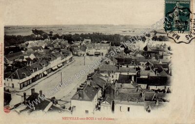 Carte postale ancienne À vol d'oiseau — Neuville-aux-Bois (Loiret)