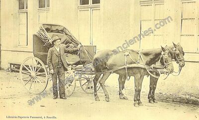 Carte postale ancienne Librairie-Papeterie Pommeret — Neuville-aux-Bois (Loiret)