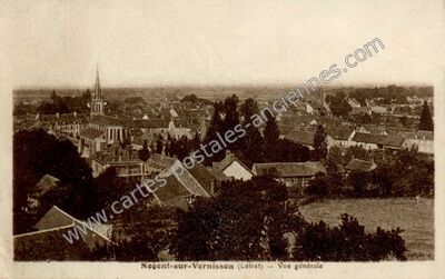 Carte postale ancienne Vue générale — Nogent-sur-Vernisson (Loiret)