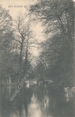 Carte postale ancienne Les Bords du Loing — Olivet (Loiret)