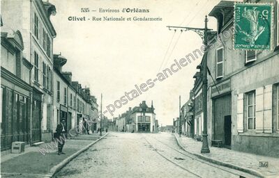 Carte postale ancienne Rue Nationale et Gendarmerie — Olivet (Loiret)