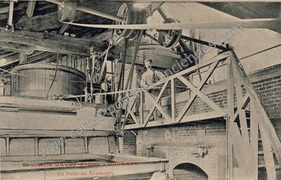Carte postale ancienne La Salle de Brassage — Orléans (Loiret)