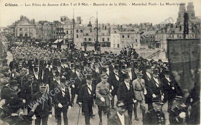 Carte postale ancienne Les Fêtes de Jeanne d'Arc 7 et 8 Mai. - Bannière de la Ville. - Maréchal Foch — Orléans (Loiret)