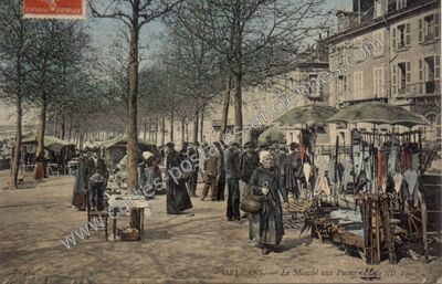Carte postale ancienne Le Marché aux Puces — Orléans (Loiret)