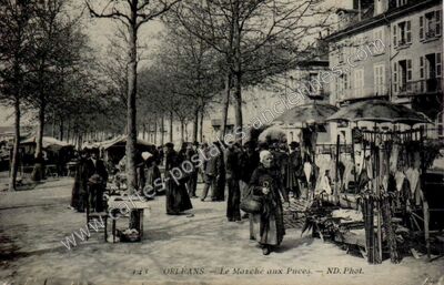 Carte postale ancienne Le Marché aux Puces — Orléans (Loiret)