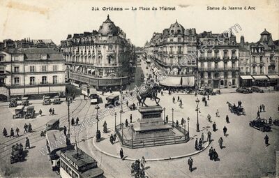 Carte postale ancienne La Place du Martrol / Statue de Jeanne d Arc — Orléans (Loiret)