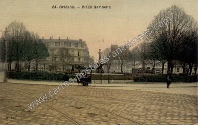Carte postale ancienne Place Gambetta — Orléans (Loiret)
