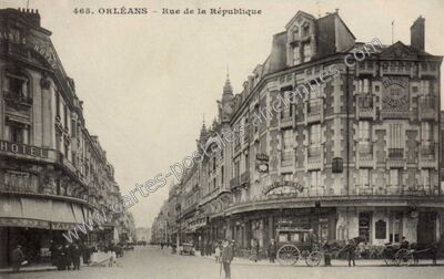 Carte postale ancienne Rue de la République — Orléans (Loiret)