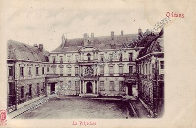 Carte postale ancienne La Préfecture — Orléans (Loiret)