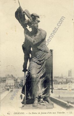 Carte postale ancienne La Statue de Jeanne d'Arc aux Tourelles — Orléans (Loiret)