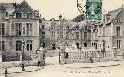 Carte postale ancienne L'Hôtel de Ville — Orléans (Loiret)