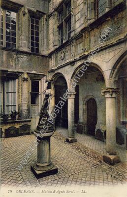Carte postale ancienne Maison d'Agnès Sorel — Orléans (Loiret)