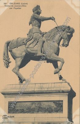 Carte postale ancienne Statue de Jeanne d'Arc par Foyatier — Orléans (Loiret)