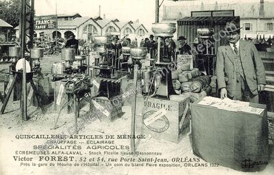 Carte postale ancienne Quincaillerie articles de ménage, chauffage, éclairage, spécialités agricoles — Orléans (Loiret)