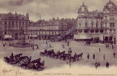 Carte postale ancienne La Place du Martroi — Orléans (Loiret)