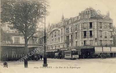 Carte postale ancienne La Rue de la République — Orléans (Loiret)