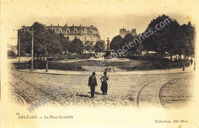 Carte postale ancienne La Place Gambetta — Orléans (Loiret)