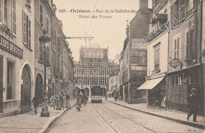 Carte postale ancienne Rue de la Hallebarde, Hôtel des Postes — Orléans (Loiret)