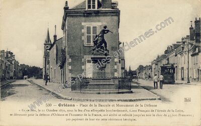 Carte postale ancienne Place de la Bascule et Monument de la Défense — Orléans (Loiret)