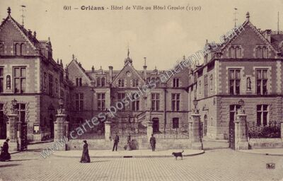 Carte postale ancienne Hôtel de Ville ou Hôtel Groslot (1530) — Orléans (Loiret)