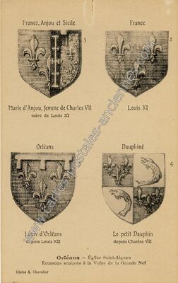 Carte postale ancienne Église Saint-Aignan, Écussons sculptés à la Voûte de la Grande Nef — Orléans (Loiret)