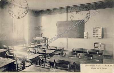 Carte postale ancienne Lycée Jeanne d'Arc — Orléans (Loiret)