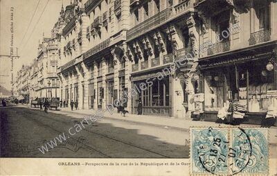 Carte postale ancienne Perspective de la rue de la République et de la Gare — Orléans (Loiret)