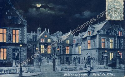 Carte postale ancienne La nuit. Hôtel de Ville — Orléans (Loiret)