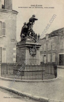 Carte postale ancienne Monument de la Défense, aux Aydes — Orléans (Loiret)